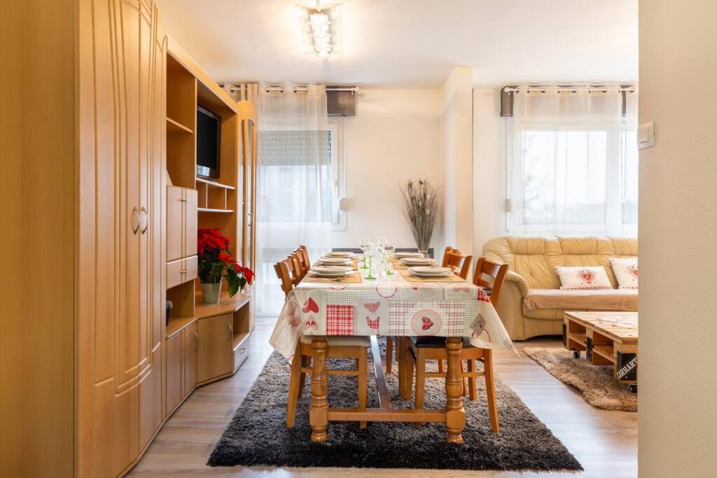 Superbe Appartement Spacieux Avec Parking Gratuit Illzach Exteriör bild