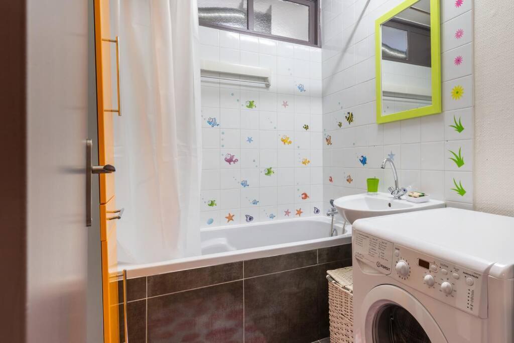 Superbe Appartement Spacieux Avec Parking Gratuit Illzach Exteriör bild